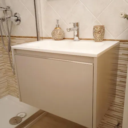 فندق مبيت وإفطار Verdi 4*